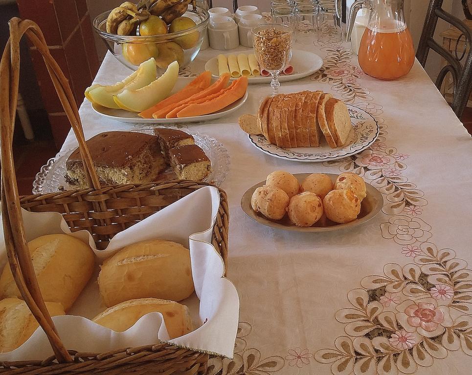 Aconchego Lar Cama E Cafe Bed & Breakfast ฟอสดูอีกวาซู ภายนอก รูปภาพ